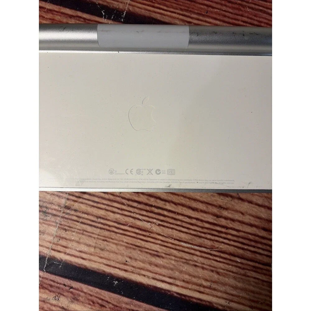 Apple Wireless Keyboard With Bluetooth Model A1314 Silver - Original Tested